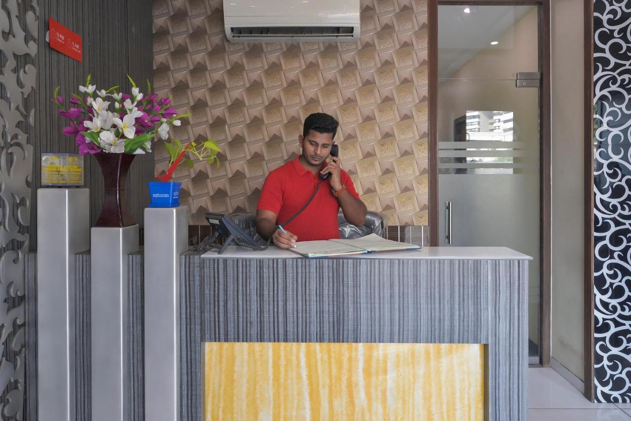 Hotel Palace Residency Near Lokmanya Tilak Terminus Мумбаи Экстерьер фото