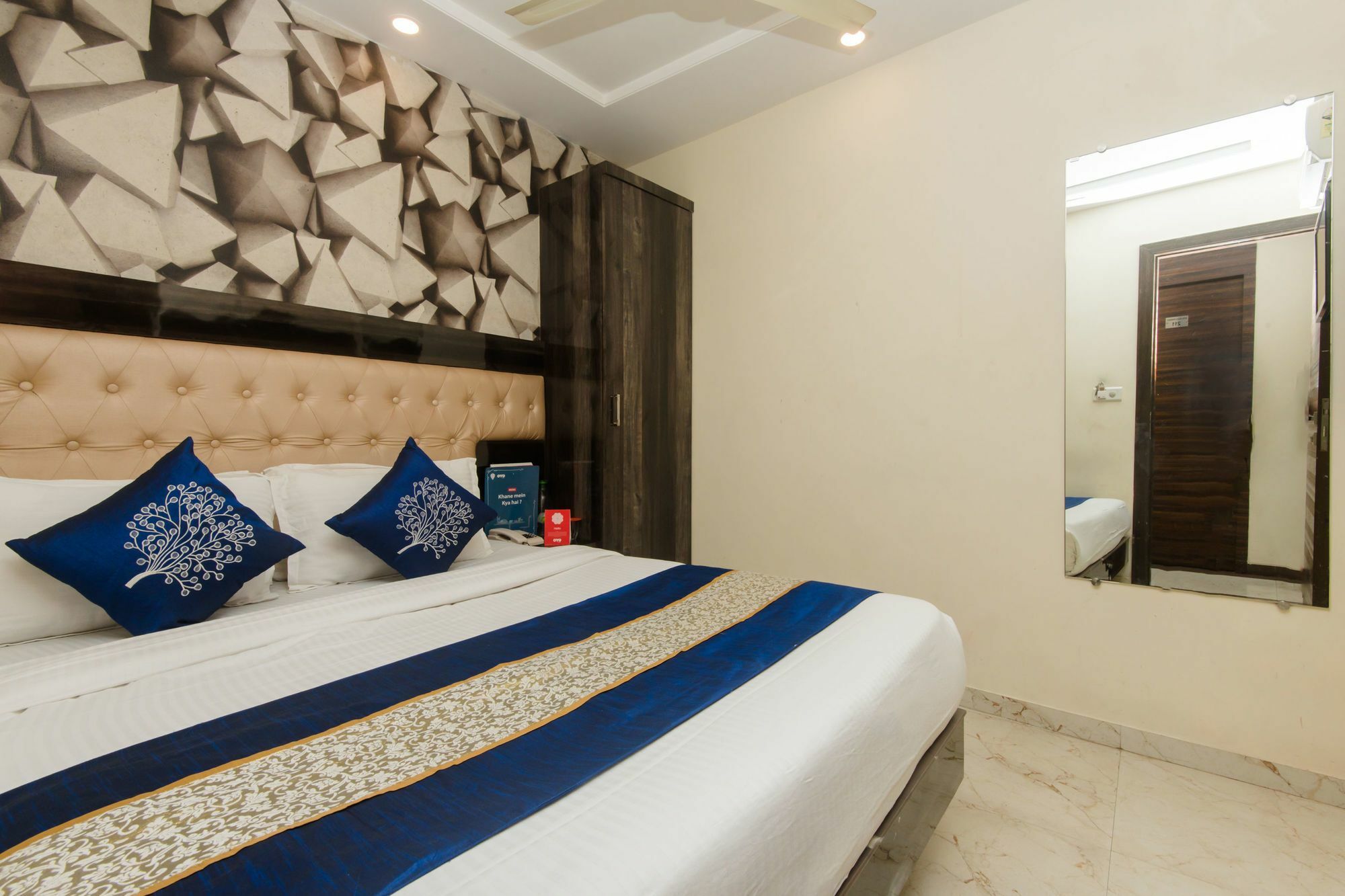 Hotel Palace Residency Near Lokmanya Tilak Terminus Мумбаи Экстерьер фото